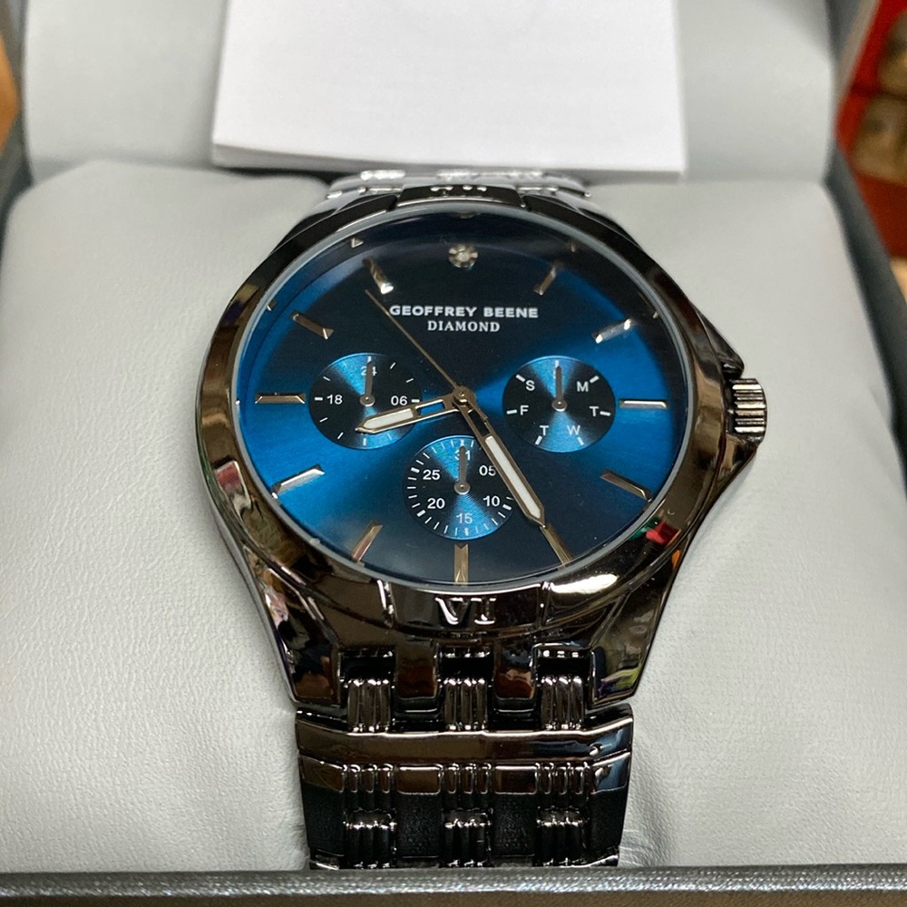 Geoffrey Beene Mens Diamond Blue Black Dress Watch 43mm SS Bracelet NWT